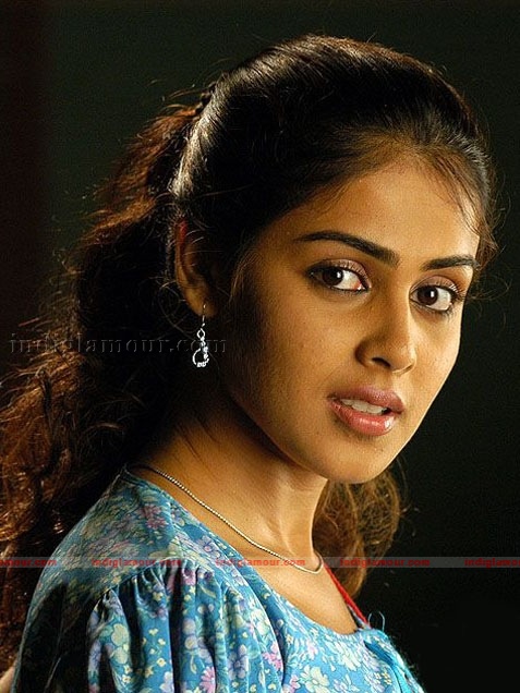 Genelia Actress hd photo