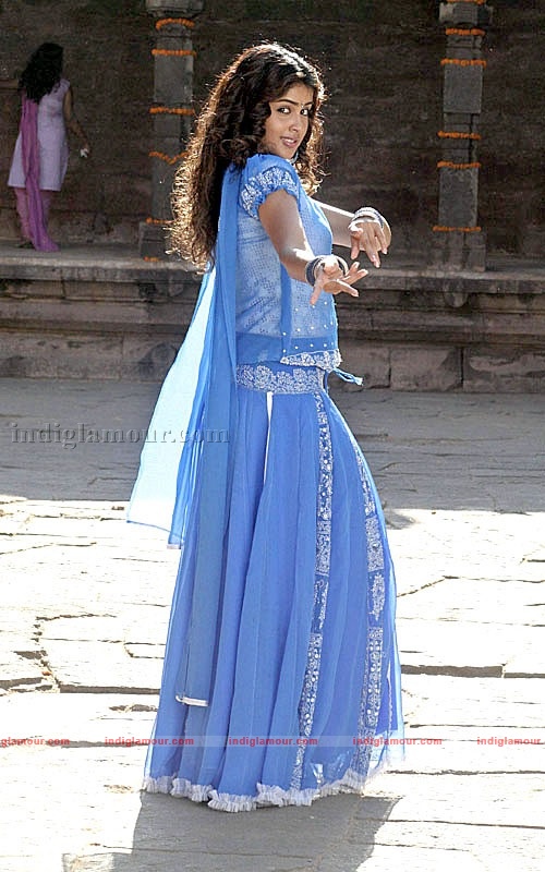 Genelia Actress hd photo