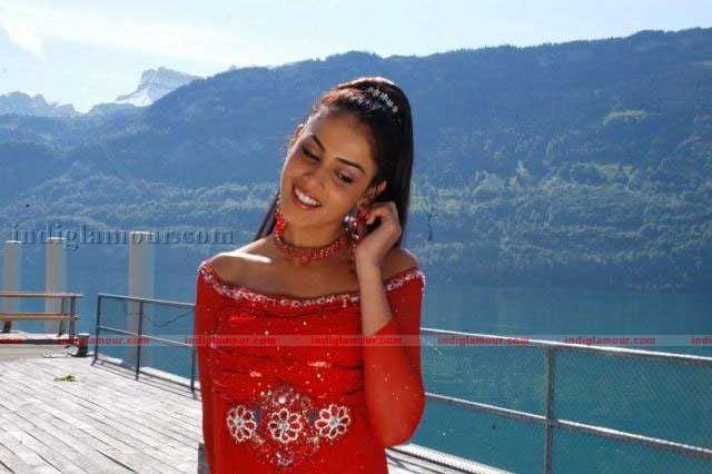 Genelia Actress hd photo