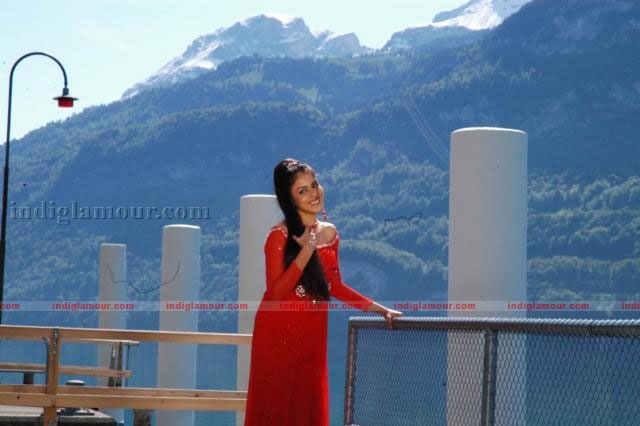 Genelia Actress hd photo