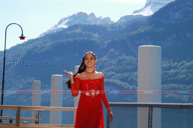 Genelia Actress hd photo