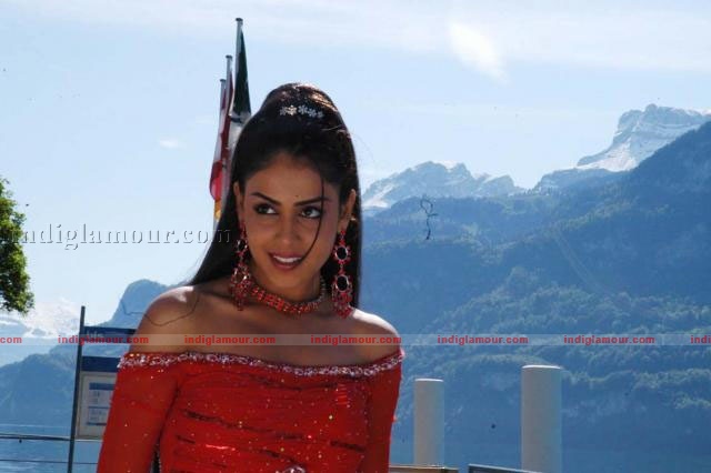 Genelia Actress hd photo