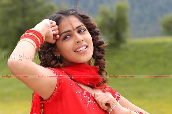 Genelia Actress hd photo