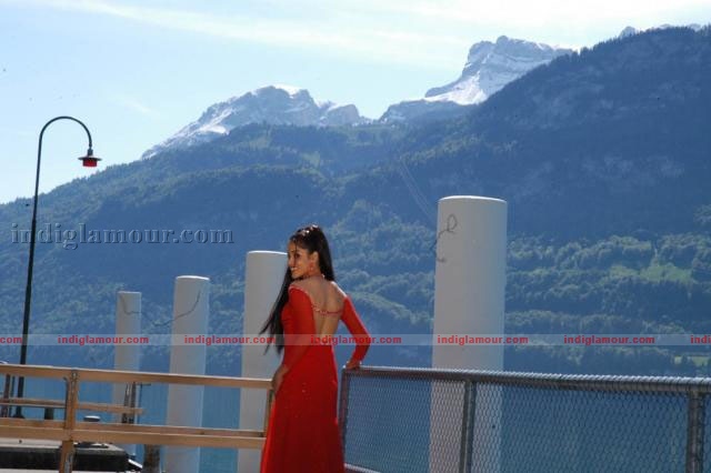 Genelia Actress hd photo