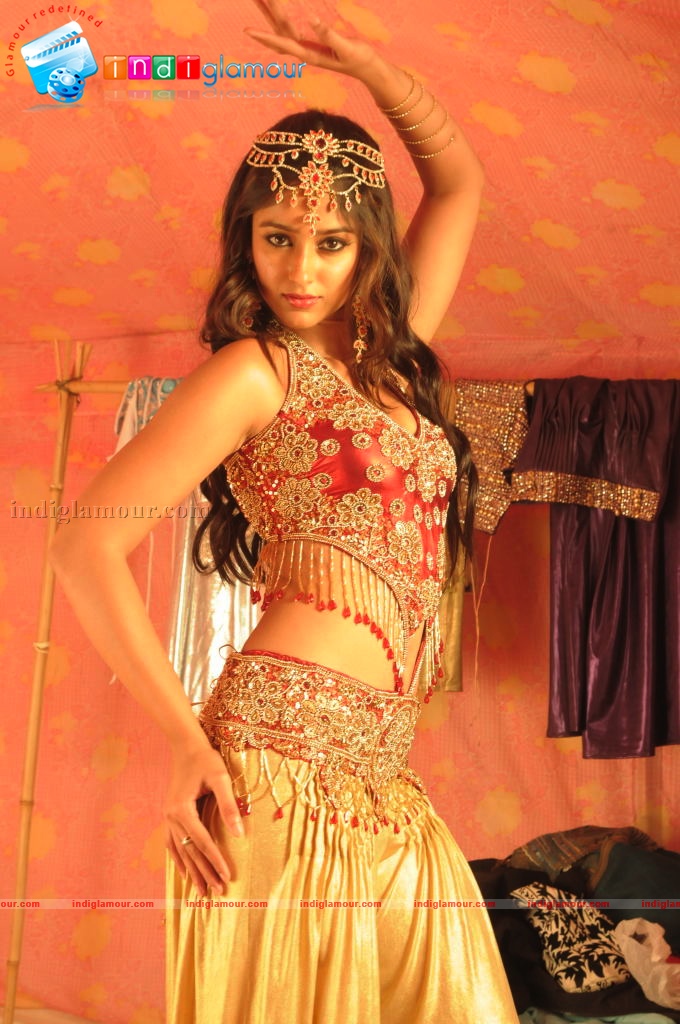 Ileana in Rechipo Actress hd photo