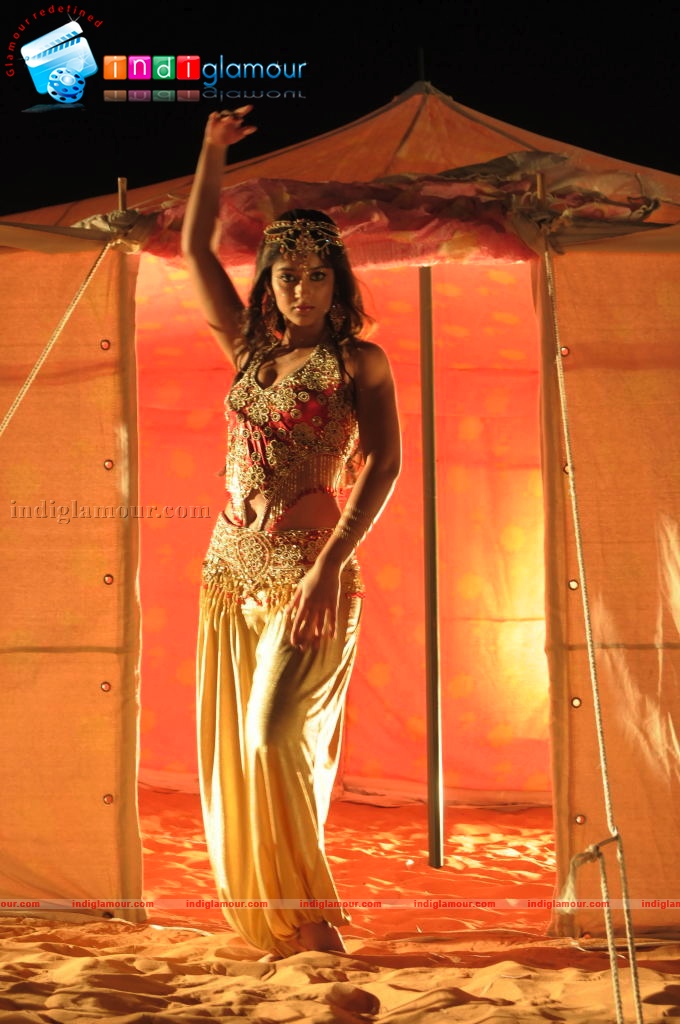 Ileana in Rechipo Actress hd photo