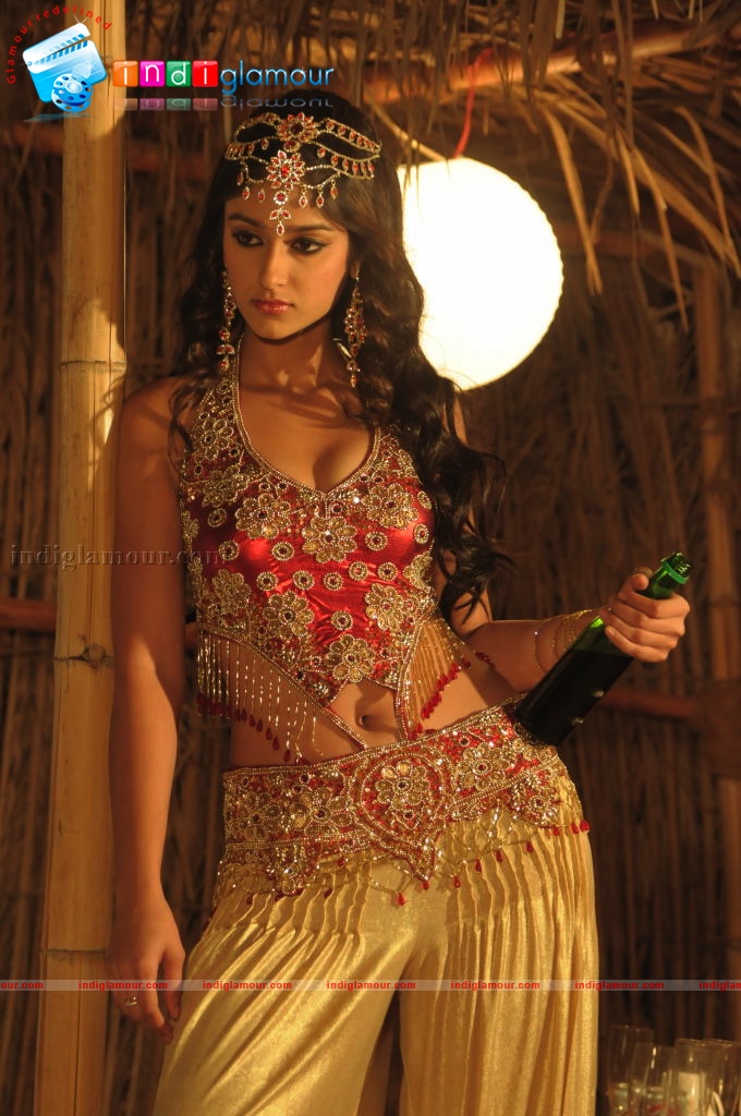 Ileana in Rechipo Actress hd photo