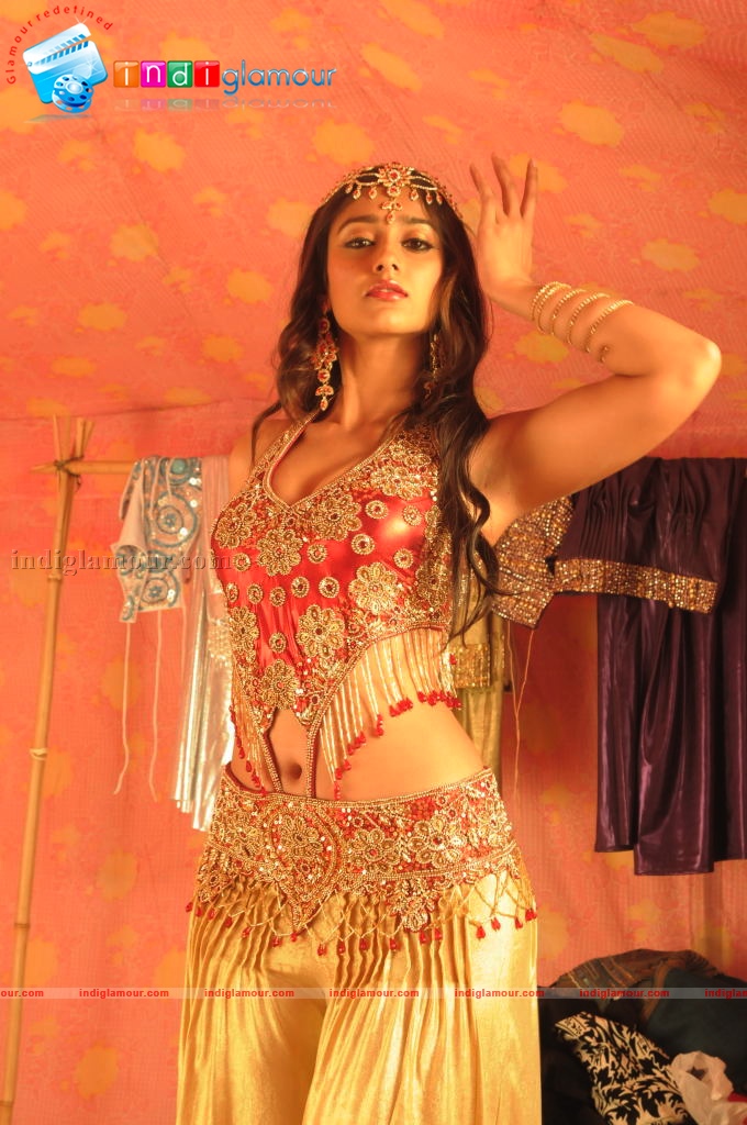 Ileana in Rechipo Actress hd photo