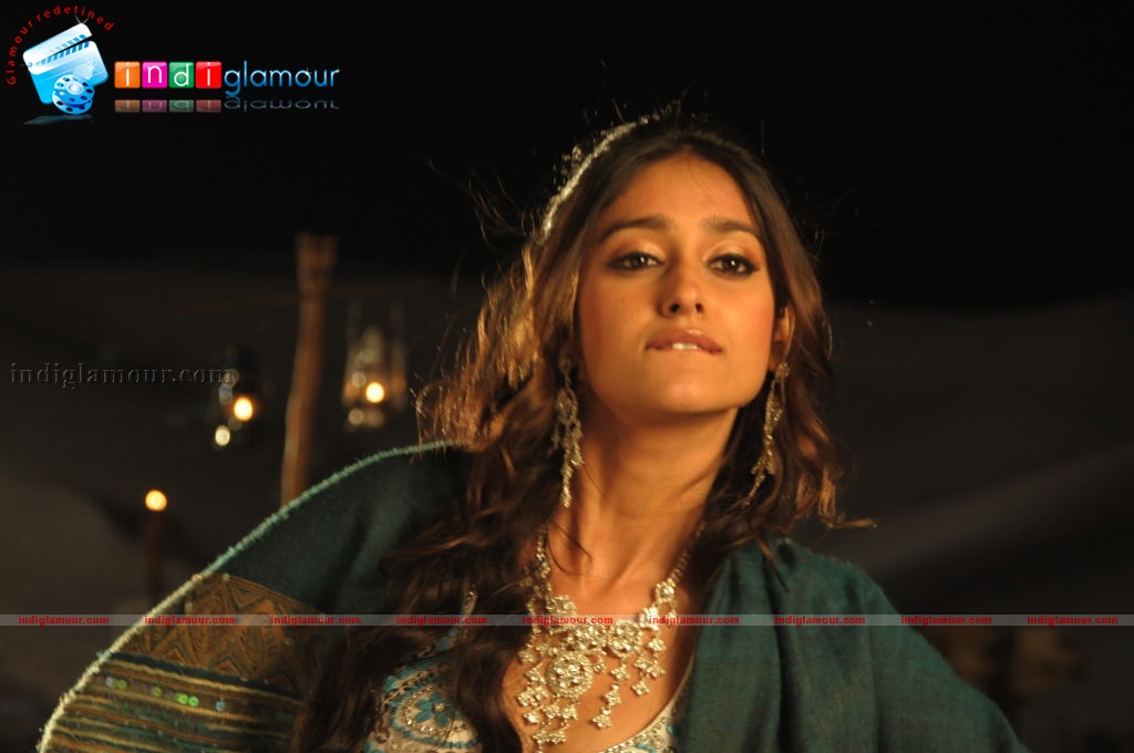 Ileana in Rechipo Actress hd photo