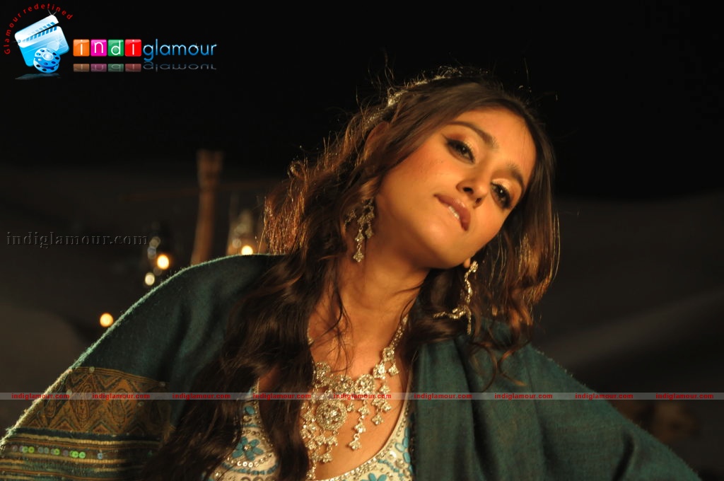 Ileana in Rechipo Actress hd photo