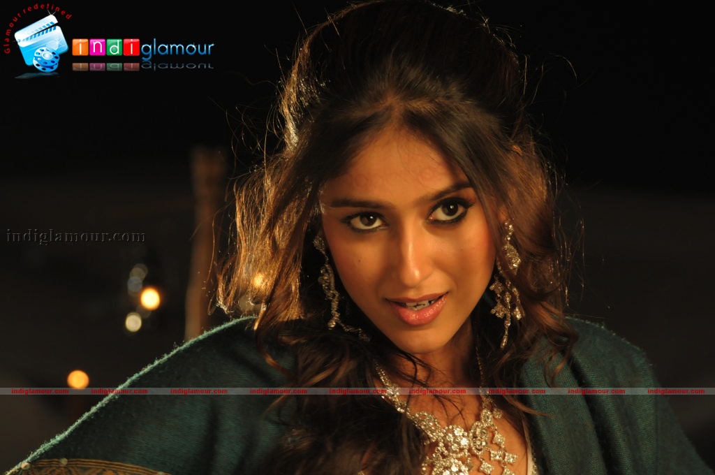 Ileana in Rechipo Actress hd photo