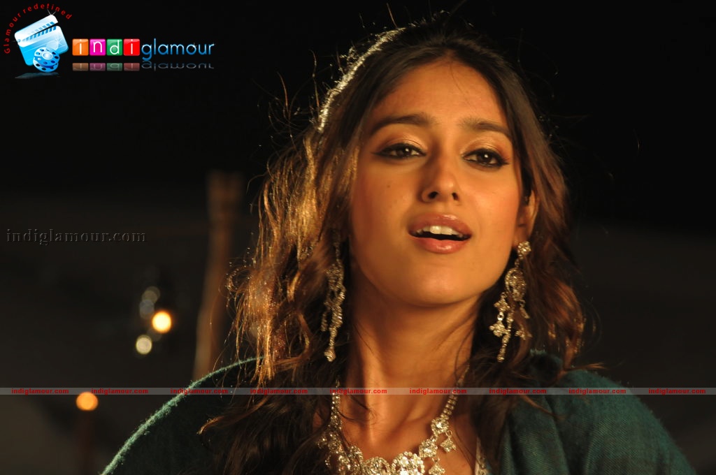 Ileana in Rechipo Actress hd photo