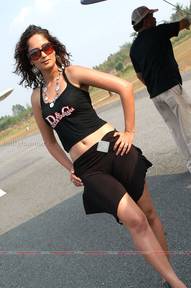 Kaveri Jha Photos Actress hd photo