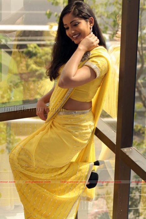 Madhavi Latha Actress hd photo