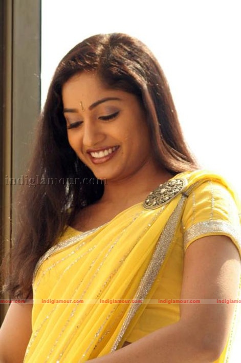 Madhavi Latha Actress hd photo