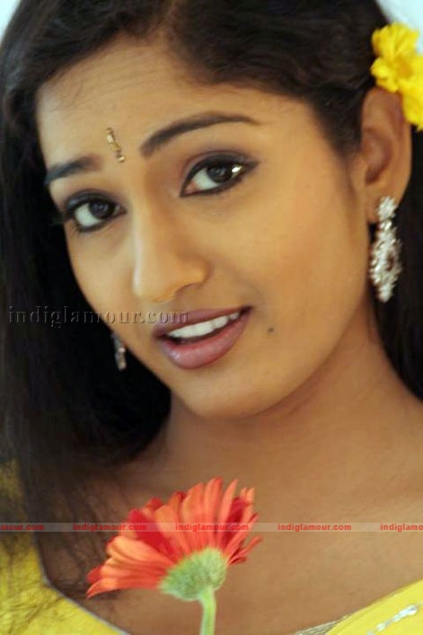 Madhavi Latha Actress hd photo