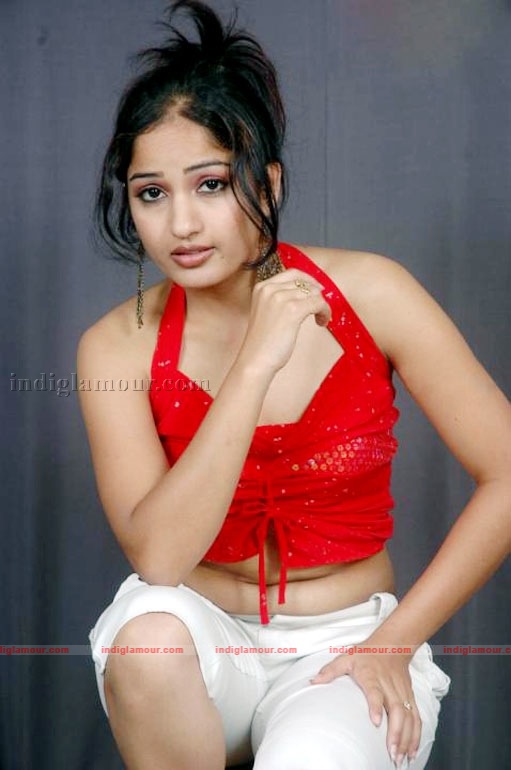 Madhavi Latha Actress hd photo