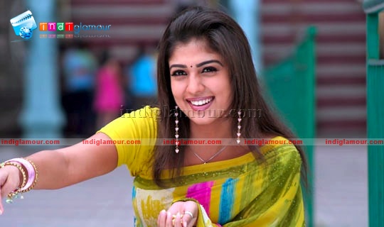 Nayantara in Green Actress hd photo
