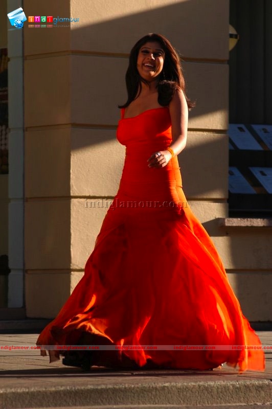 Nayantara in Orange Actress hd photo