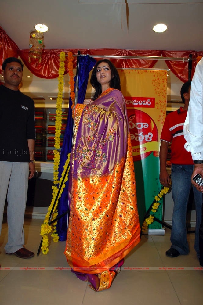 Parvathi Melton Photos Actress hd photo