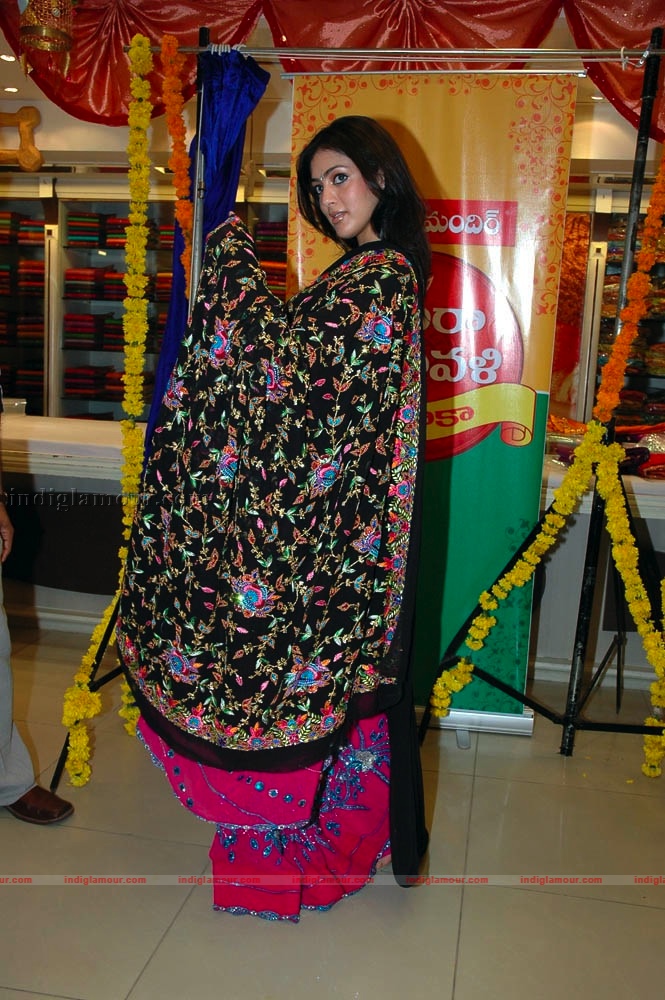 Parvathi Melton Photos Actress hd photo