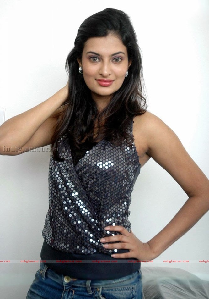 Sayali Bhagat Photos Actress hd photo