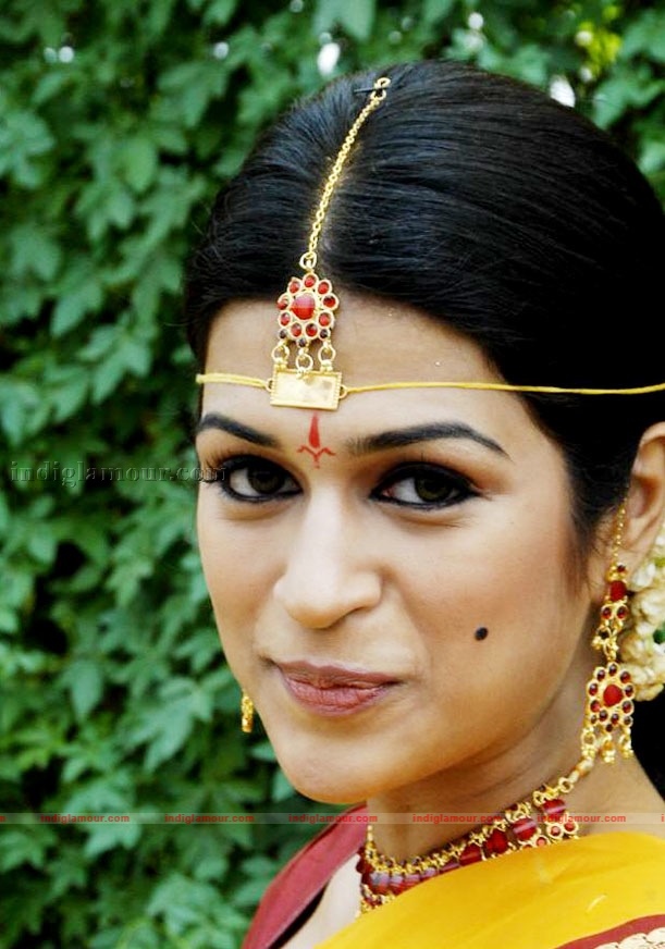 Shraddha Das Actress hd photo