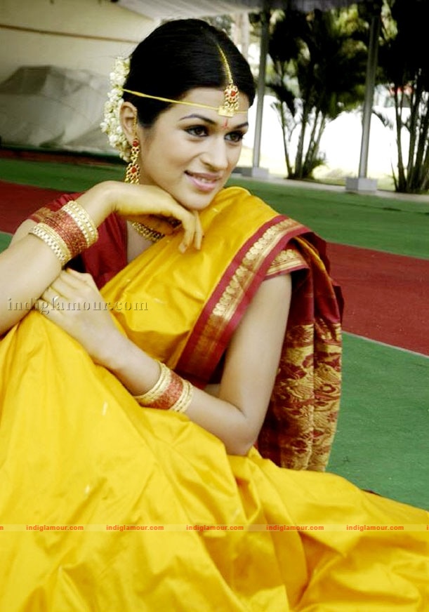 Shraddha Das Actress hd photo