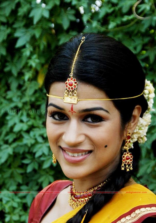 Shraddha Das Actress hd photo