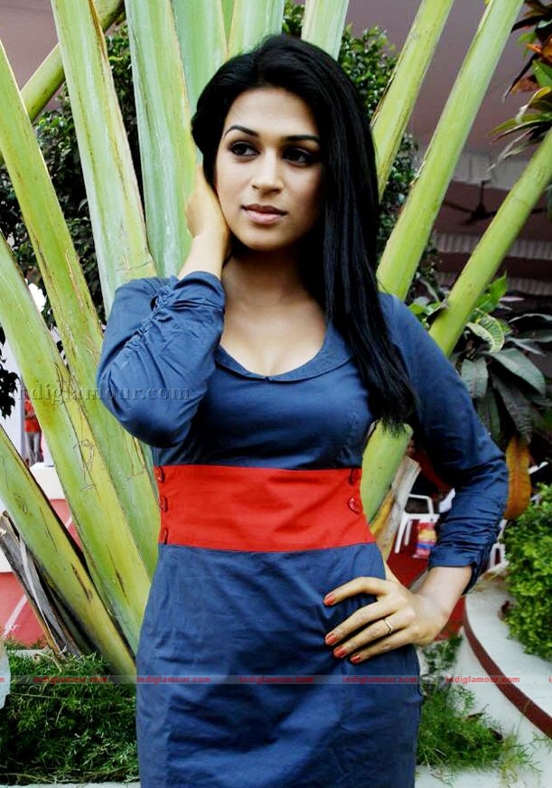 Shraddha Das Actress hd photo