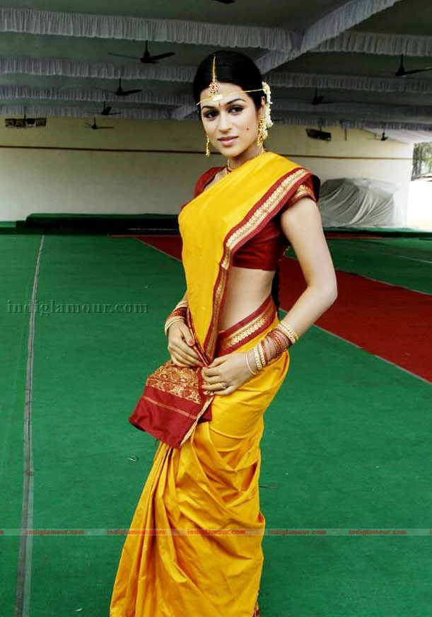 Shraddha Das Actress hd photo