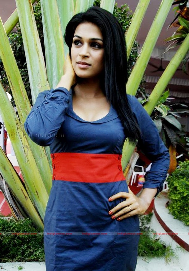 Shraddha Das Actress hd photo