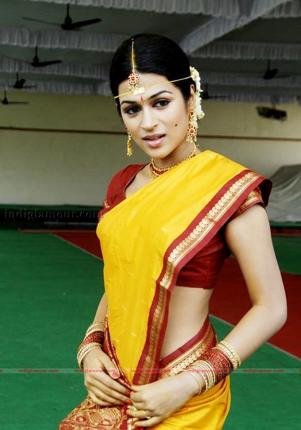Shraddha Das Actress hd photo