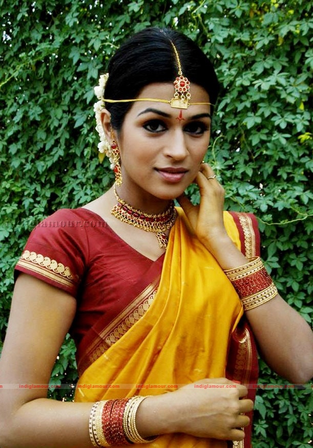 Shraddha Das Actress hd photo