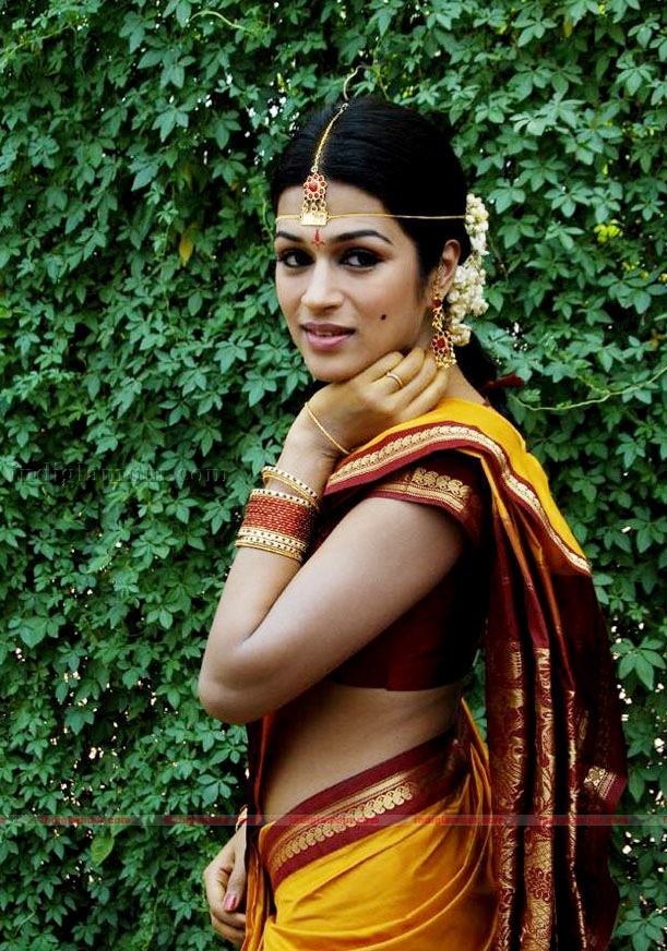 Shraddha Das Actress hd photo