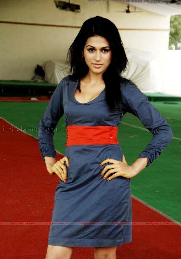 Shraddha Das Actress hd photo