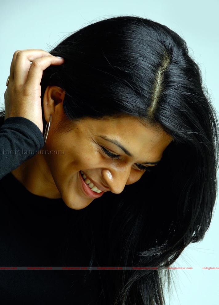 Shraddha Das Actress hd photo