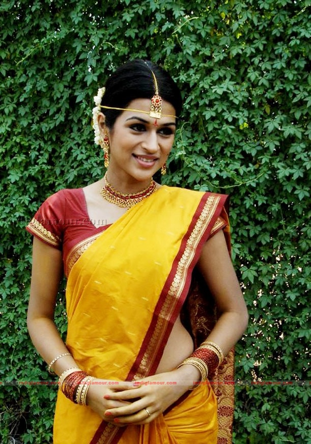 Shraddha Das Actress hd photo