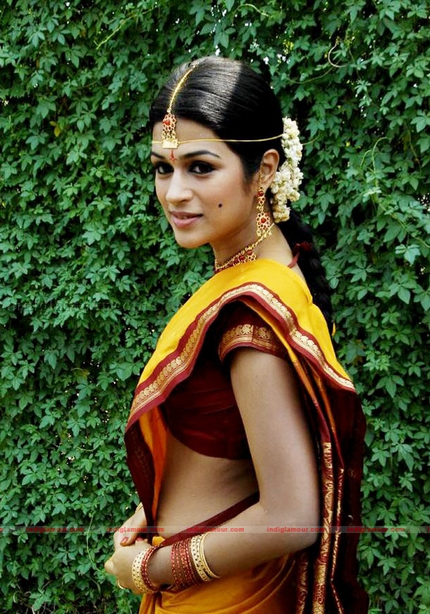 Shraddha Das Actress hd photo