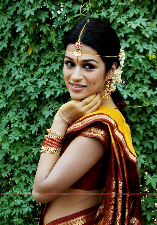 Shraddha Das Actress hd photo