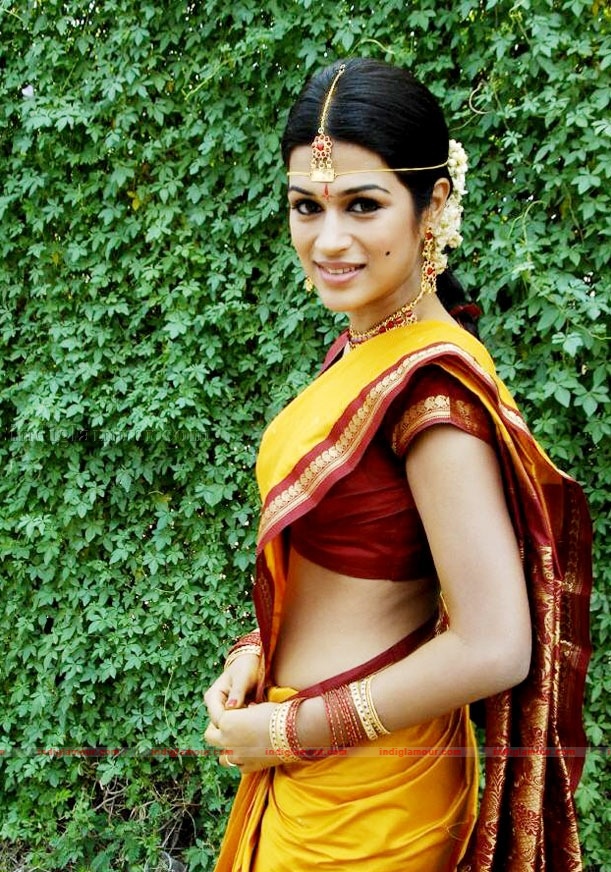 Shraddha Das Actress hd photo