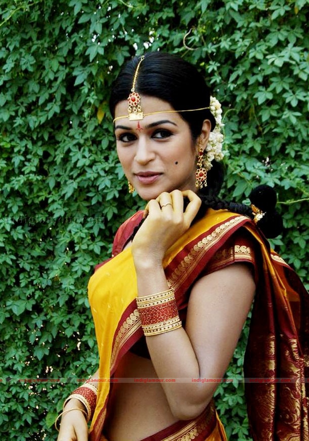 Shraddha Das Actress hd photo
