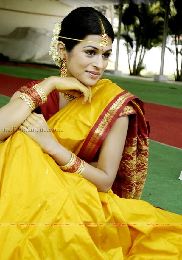 Shraddha Das Actress hd photo