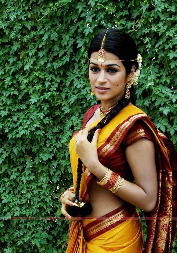 Shraddha Das Actress hd photo
