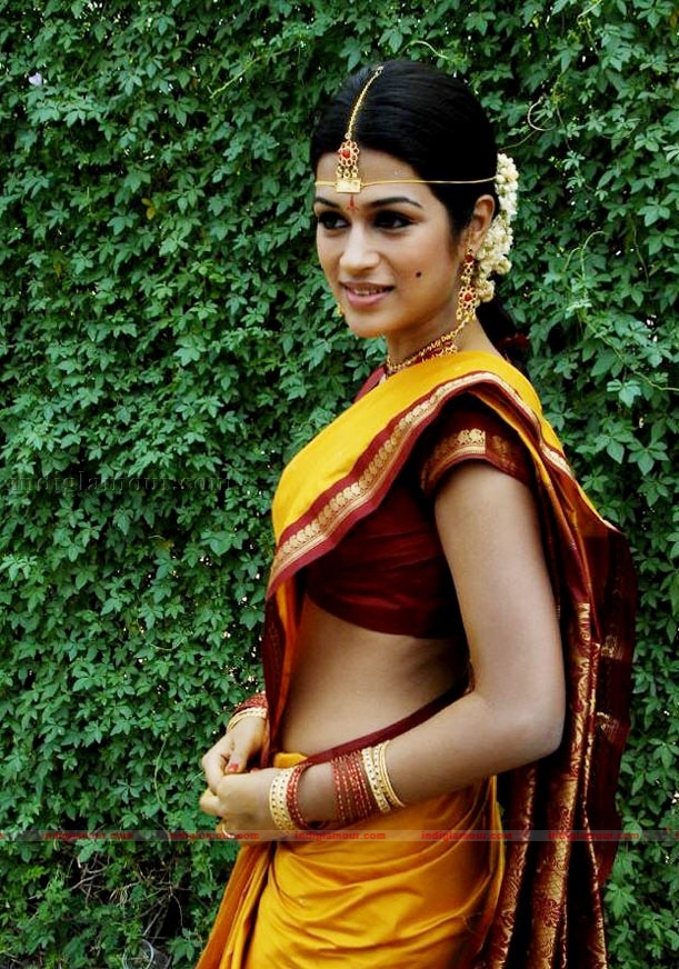 Shraddha Das Actress hd photo