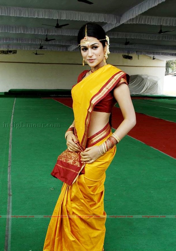 Shraddha Das Actress hd photo