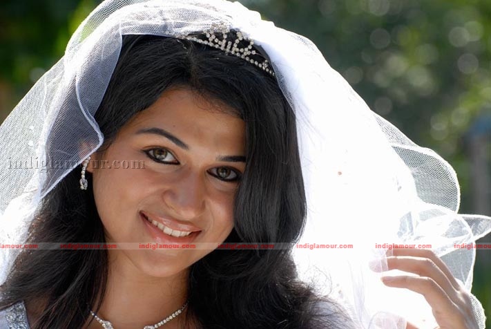 Shraddha Das Actress hd photo