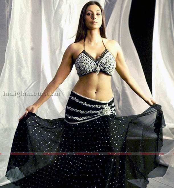 Tabu Photos Actress hd photo