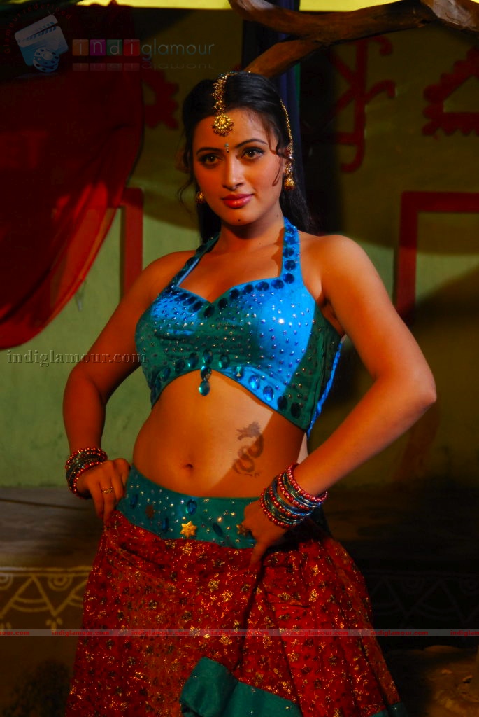 Navneet Kaur Actress hd photo