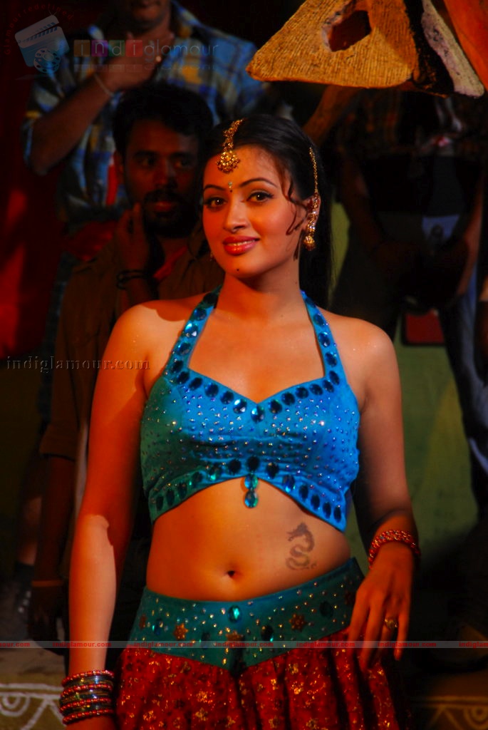 Navneet Kaur Actress hd photo